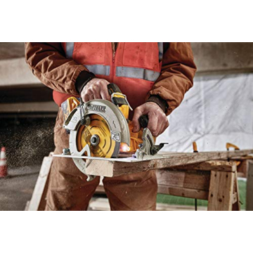 DEWALT 20V MAX XR Circular Saw - Power & Precision