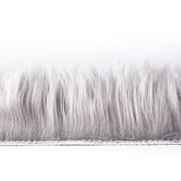 Ultra Soft Ashler Faux Fur Rug for Cozy Living Spaces