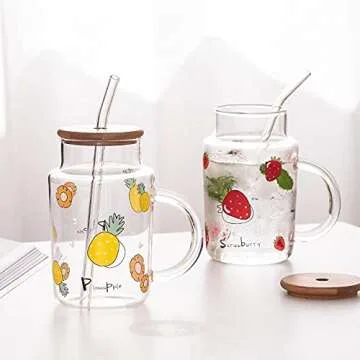 Sizikato Clear Glass Mug with Lid and Straw, 15 Oz Drinking Glass Juice Cup, Cute Strawberry Pattern