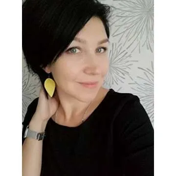 Stylish L&N Rainbery Faux Leather Earrings - 2 Pairs