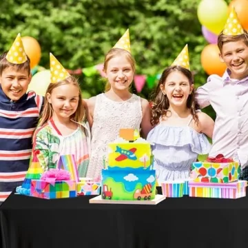 XSEINO 8 Pack Premium Black Plastic Table Cloths