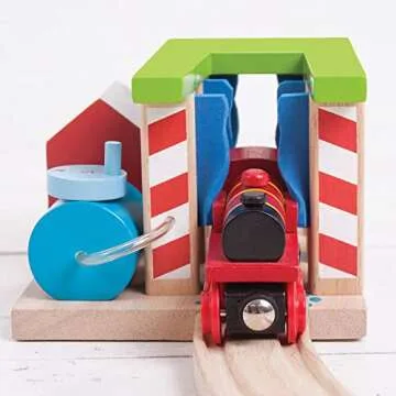 Bigjigs Wooden Train Washer Toy - Fun for Kids 3-5