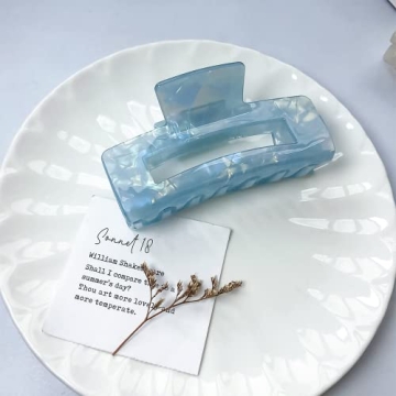 ZHOUMEIWENSP Large Hair Claw Clips for Thick Hair - Stylish Grip