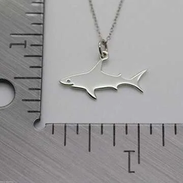 QIAN0813 Great White Shark Pendant Necklace Ideal Gift