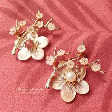CCijiNG New Year Brooches for Women with Crystal, Flower, Rhinestone Brooches Pins Elegant Jewelry Blossom Fashionable Gifts Ladies Bouquet Brooches Pin for Birthday, Party, New Year, Wedding（Pink）