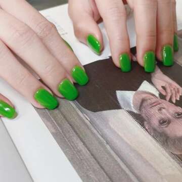 COSMOO Green Nail Polish, 12ml Green Quick Dry Nail Lacquer for Nail Art Varnish, 0.41 fl oz