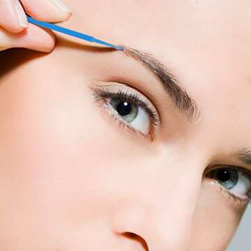 Cuttte 500PCS Disposable Micro Swabs for Eyelash Extension, Micro Applicators Eyelash Swabs for Makeup Application Blue (Head Diameter: 2.5mm)