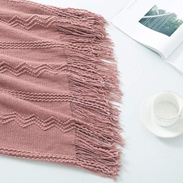 BOURINA Coral Pink Throw Blanket - Stylish & Soft Comfort