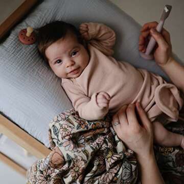 mushie Muslin Baby Swaddle Blanket | 100% Organic Cotton (Retro Flowers)