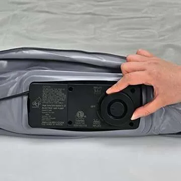 BestComfort Air Mattress with Built in Pump, Full Size Airbed with Coil Beam Construction and Waterproof Flocked Top, Inflatable Mattress Blow Up Bed for Home Camping Travel (Full Size)