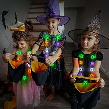 EOBOH Halloween Accessories, 3PCS Colorful Halloween Necklaces Light up Skull, Halloween Party Favors Necklaces, Glow Halloween Necklaces for Trick or Treat Halloween Decorations Party Supplies
