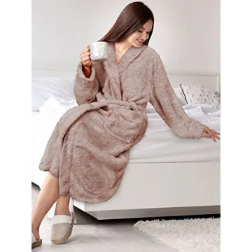 PAVILIA Women's Plush Fleece Robe - Warm & Cozy Comfort