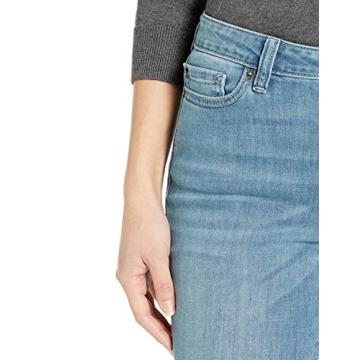 Amazon Essentials Women's Medium Stretch Skinny Jeans - Light Blue