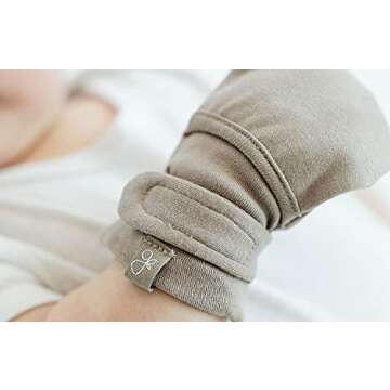 Goumi Baby Mitts: Organic Anti-Scratch Newborn Mittens for Comfort and Safety