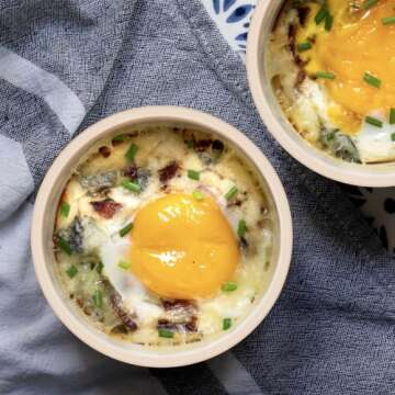 Dootafy 3 Pack Silicone Egg Poacher with Lids, Air Fryer Egg Molds Reusable Nonstick Egg Bites Pan Microwave Egg Cooker, Silicone Egg Cup for Microwavable Egg Stovetop Instan Pot Egg Poaching Sous