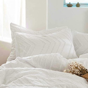 Nanko White Full Comforter Set - Soft Tufted Bedding for All Seasons