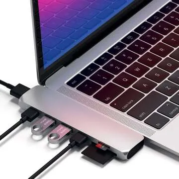 Satechi Aluminum Type-C Pro Hub Adapter - Silver