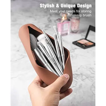 FERYES Silicone Makeup Brush Holder Portable Magnetic Organizer