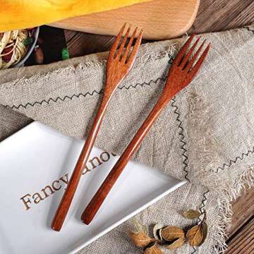 Eco-Friendly Wooden Flatware Set for Travel and Dining