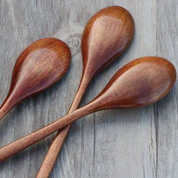 Eco-Friendly Wooden Flatware Set for Travel and Dining