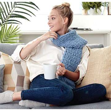 Finger Looping: Knitting Without Needles, Complete step-by-step instructions and Collection of More Than 15 Stylish Blankets, Scarves, Cowls, and Pillows.