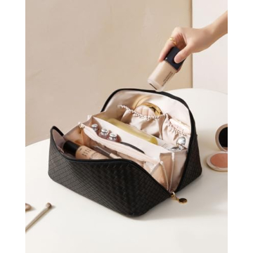 EACHY Travel Makeup Bag Large Capacity Stylish and Durable