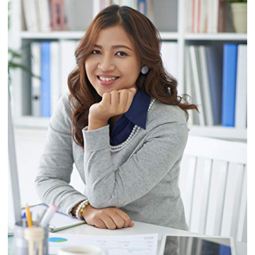 Stylish IGotCollared Women's Detachable Collar for Any Occasion