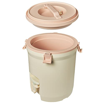 STANLEY Fast-Flow Water Jug 2 Gallon Cream Insulated