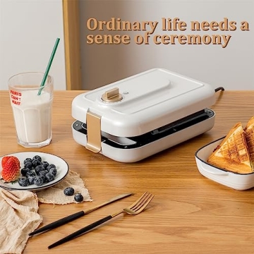 White 3-in-1 Sandwich Maker with Removable Plates