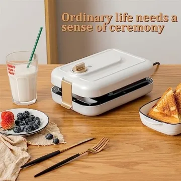 White 3-in-1 Sandwich Maker with Removable Plates