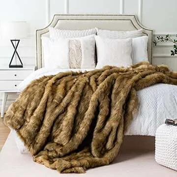 BATTILO HOME Golden Faux Fur Throw Blanket for Couch Sofa, Long Pile Fur Blankets and Throws, Elegant, Fluffy Thick Warm Heavyweight Fur Blanket Reversible to Plush Velvet, 50"x60"