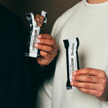 Barebells Cookies & Cream Protein Bars 20g Protein