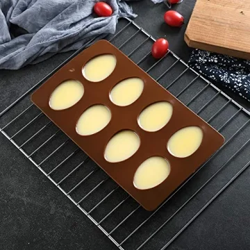 Mirenlife 8 Cavity Silicone Egg Pan for Baking and Crafting
