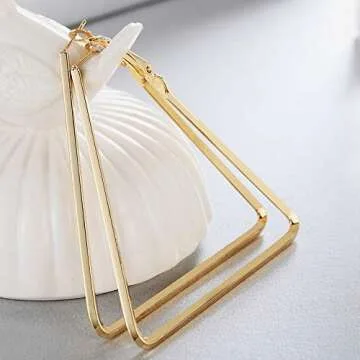 Stylish YUKHINS Triangle Hoop Earrings for Any Occasion