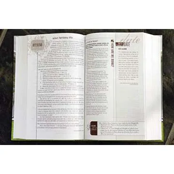 NIV, Couples' Devotional Bible, Hardcover