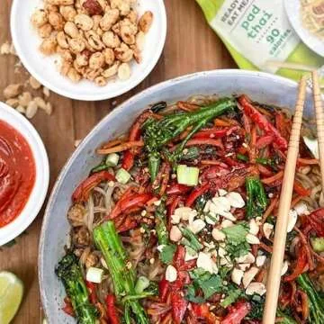 Miracle Noodle Pad Thai Noodles - Ready to Eat Plant Based Vegan Pad Thai Shirataki Noodles, Pad Thai Gluten Free, Paleo Friendly, Non-GMO, Gluten Free Asian Noodles - 10 Oz, 6-Pack