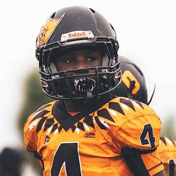 Battle Sports Chrome 3D Predator Oxygen Mouthguard - Convertible Strap, Superior Airflow & Better Performance, Maximum Protection, Works with Braces