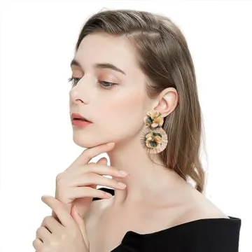 QIAOLEHUI Colorful Rattan Earrings for Women Statement Boho Raffia Straw Wrapped Flower Drop Dangle Earrings Summer Tropical Beach Jewelry (Brown)