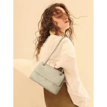 Chic Gladdon Quilted Crossbody Bag for Everyday Use