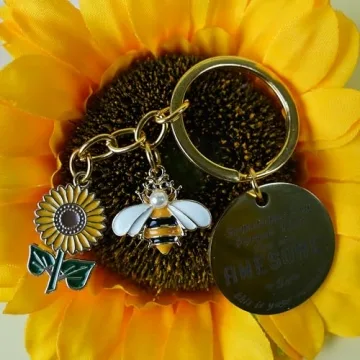 Vibrant GiftoBi Sunflower Keychain for Inspirational Gifts