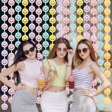 Tellingyou 2 Set Smile Face Foil Curtain for Parties