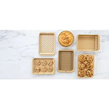 Compact 1.5-Quart Nordic Ware Casserole Pan for Easy Meals