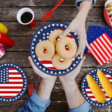 50 PCS Patriotic Oval Paper Plates for 4th of July