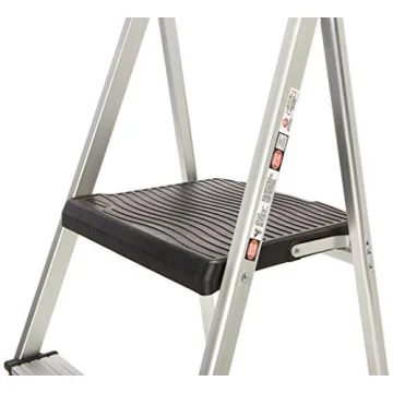 Lightweight Aluminum 3-Step Ladder with Project Tray