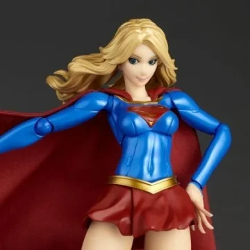Kaiyodo Revoltech Supergirl Figure Dynamic Movable Body