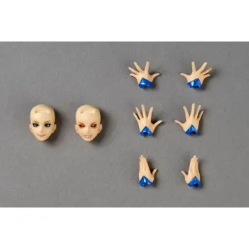 Kaiyodo Revoltech Supergirl Figure Dynamic Movable Body