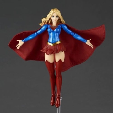 Kaiyodo Revoltech Supergirl Figure Dynamic Movable Body