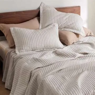 Bedsure Bone Bedspread Coverlet King Size - Lightweight Soft Bedding Set for All Seasons, Corduroy Pattern Quilt Set, 3 Pieces, 1 Quilt (106"x96") & 2 Pillow Shams (20"x36"+2")