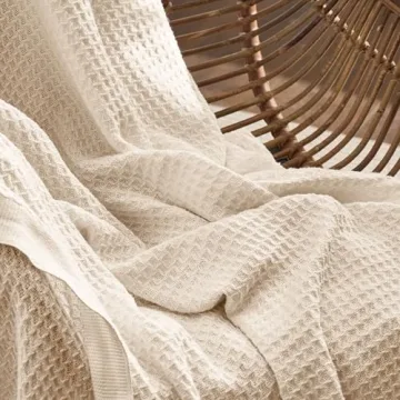 Bedsure Cotton Blanket: Soft & Lightweight Waffle Weave