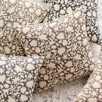 Foindtower Set of 2 Decorative Neutral Floral Throw Pillow Covers Accent Farmhouse Cushion Covers Boho Vintage Pillowcase for Couch Sofa Bedroom Living Room Home Decor Outdoor,18×18 Inch,Brown